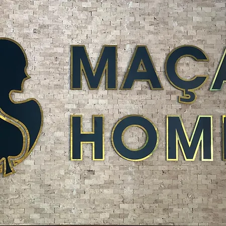 Hotel Maca *