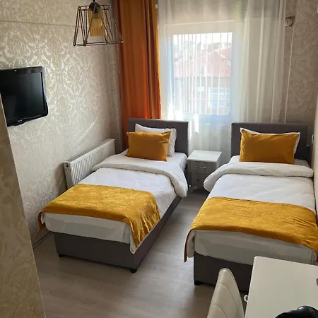 Maca Hotel